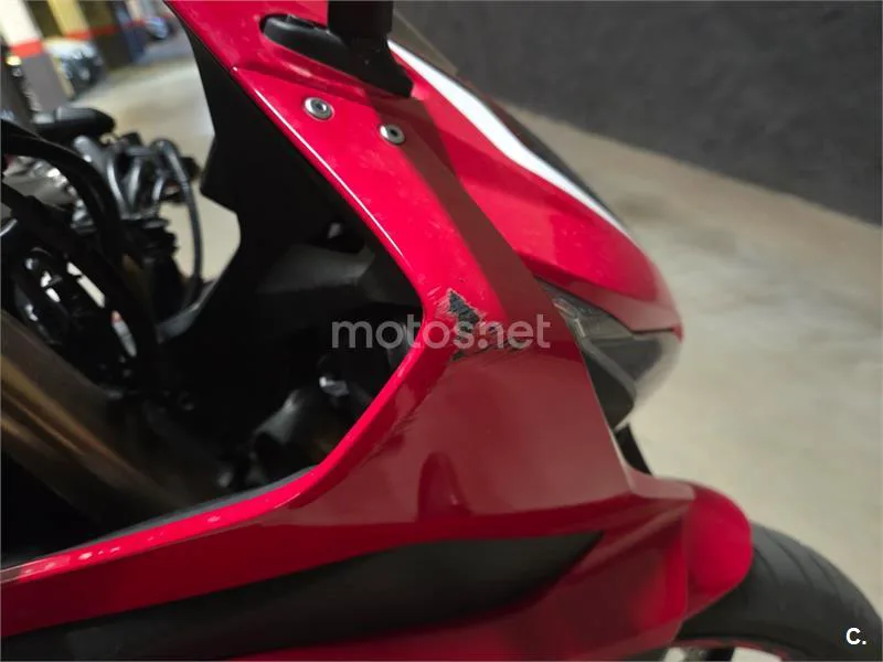 Honda CBR650R - Vista 10