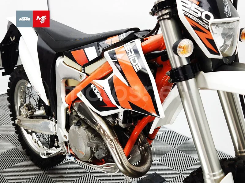 KTM Freeride 250 R - Vista 14