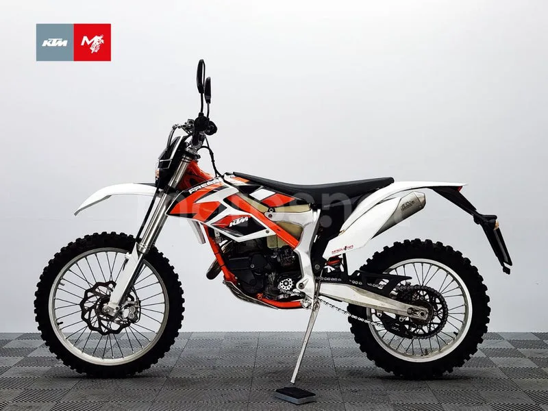 KTM Freeride 250 R - Vista 15