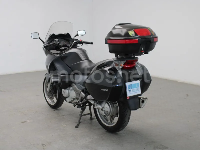 Honda NT700V Deauville - Vista 6