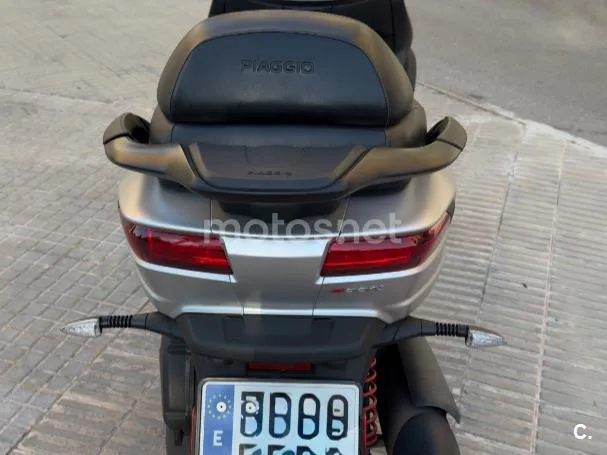 Piaggio MP3 - Vista 4
