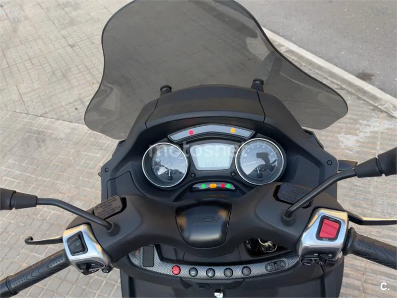 Piaggio MP3 - Vista 5
