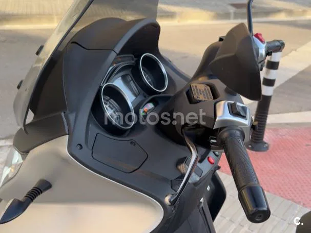 Piaggio MP3 - Vista 7