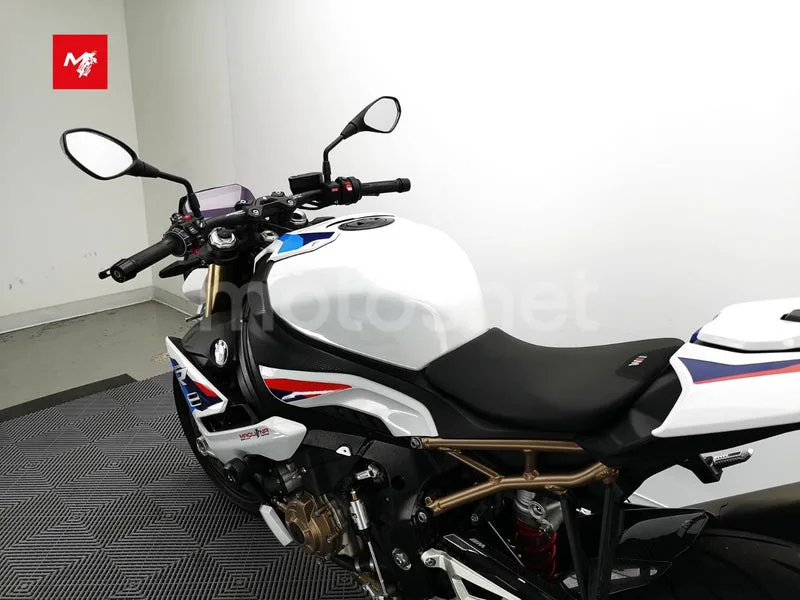 BMW S 1000 R - Vista 18