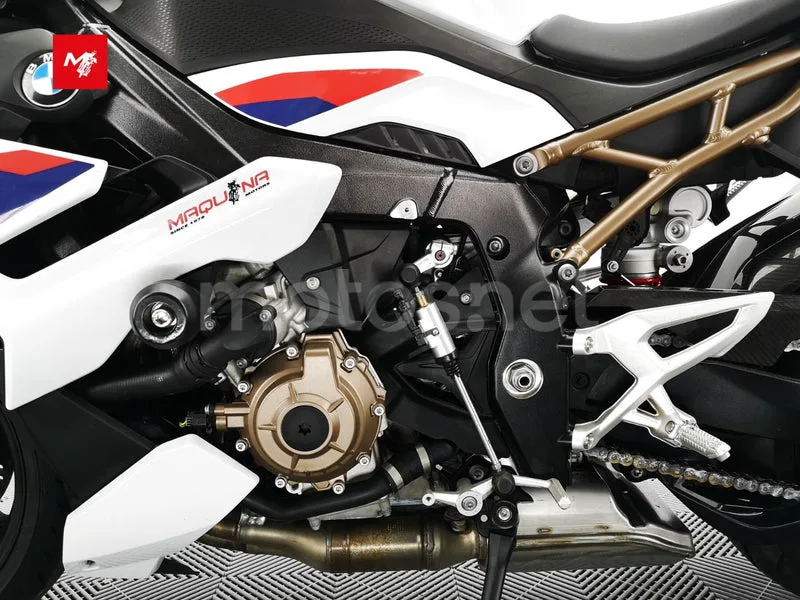 BMW S 1000 R - Vista 21