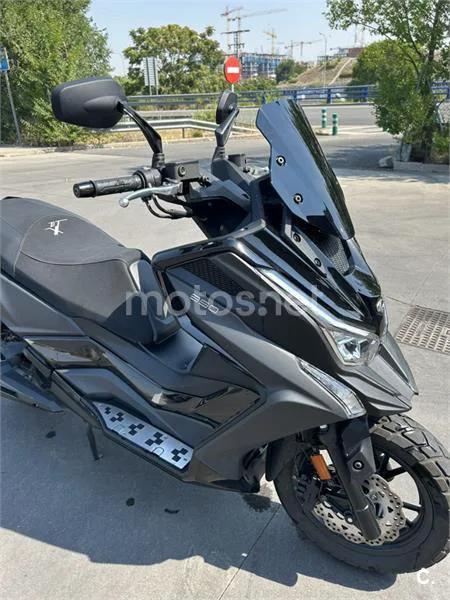 Kymco DTX 350 - Vista 7
