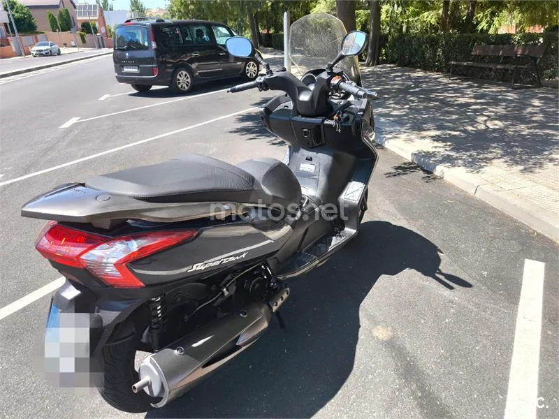 Kymco Super Dink 300 - Vista 3