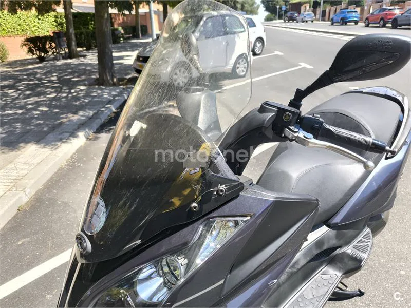 Kymco Super Dink 300 - Vista 4