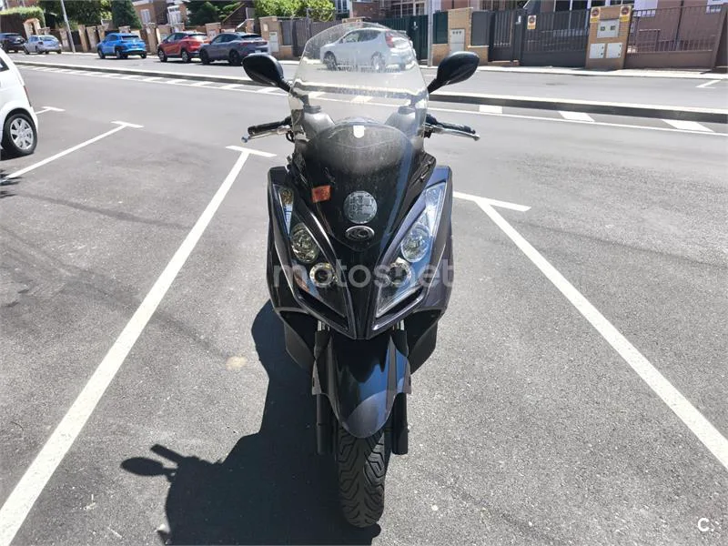 Kymco Super Dink 300 - Vista 6
