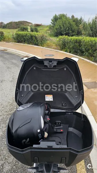 Honda X-ADV - Vista 8