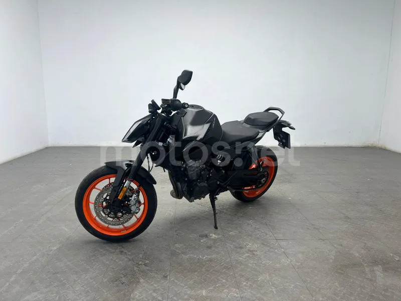 KTM 790 Adventure - Vista 4