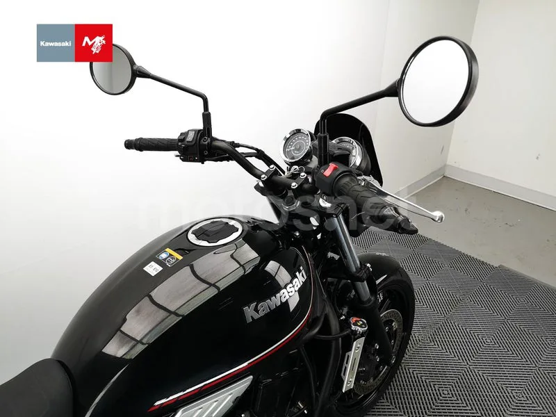 Kawasaki Z650 - Vista 8
