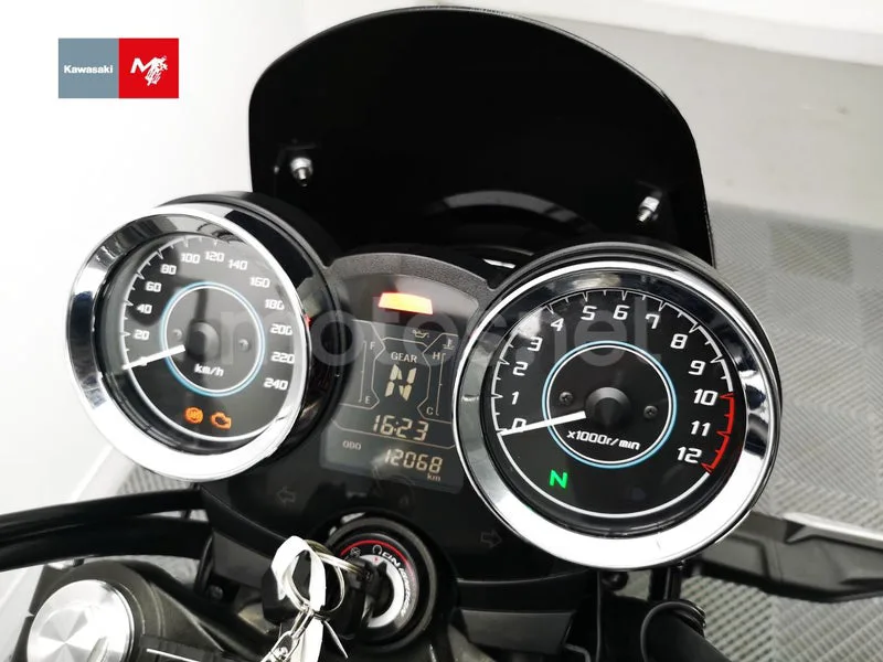 Kawasaki Z650 - Vista 9