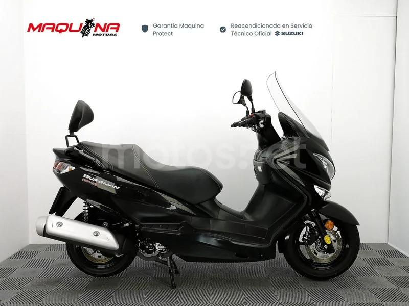 Suzuki Burgman 125 2649 € 2020 Barcelona - 1