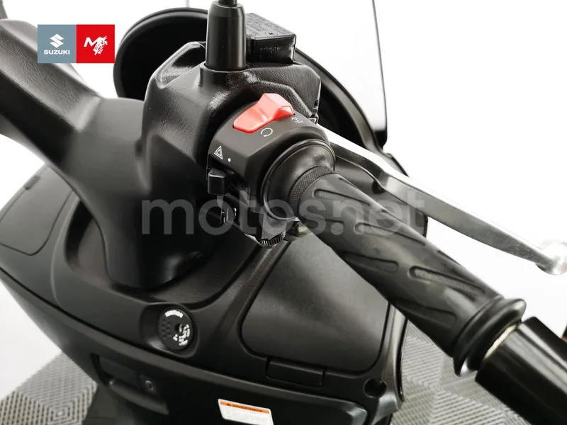 Suzuki Burgman 125 - Vista 10