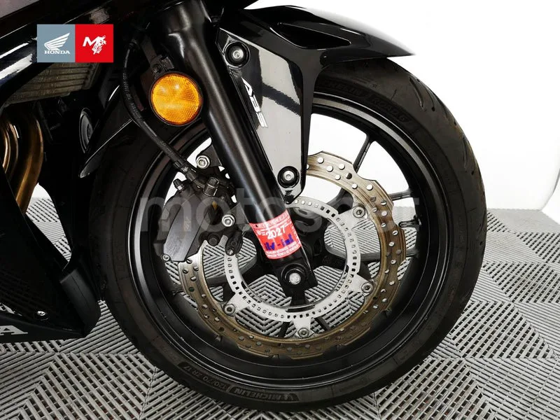 Honda CBR500R - Vista 12