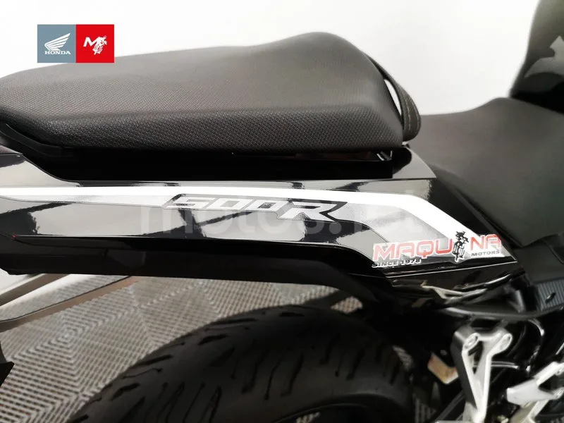 Honda CBR500R - Vista 15