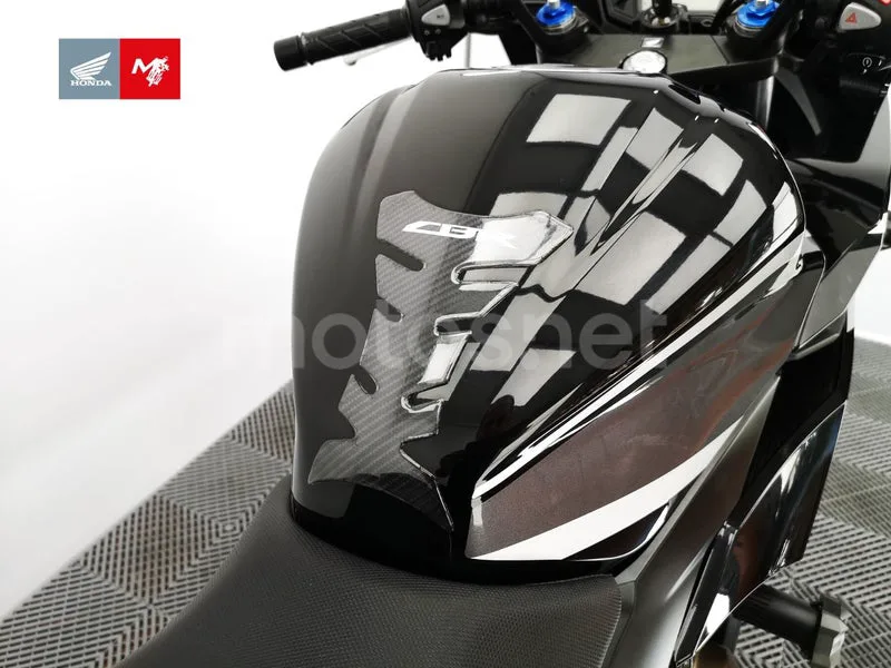 Honda CBR500R - Vista 16