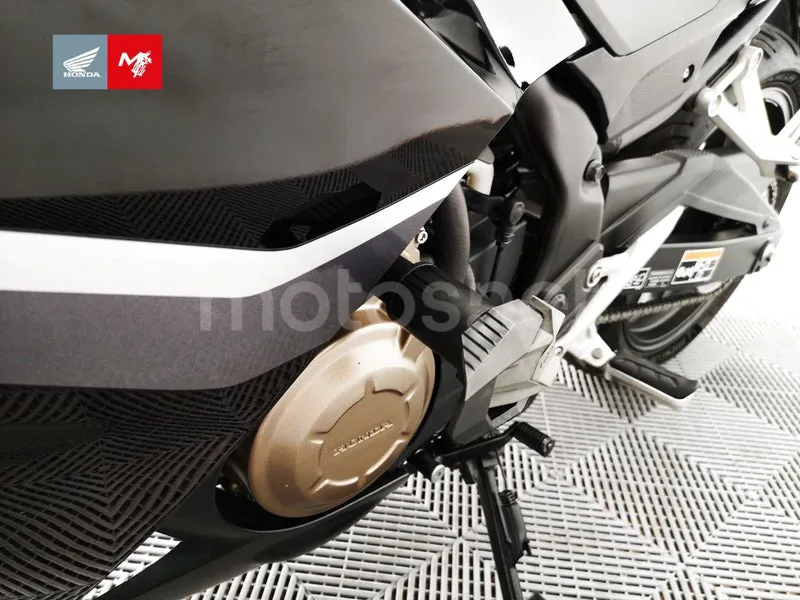 Honda CBR500R - Vista 17