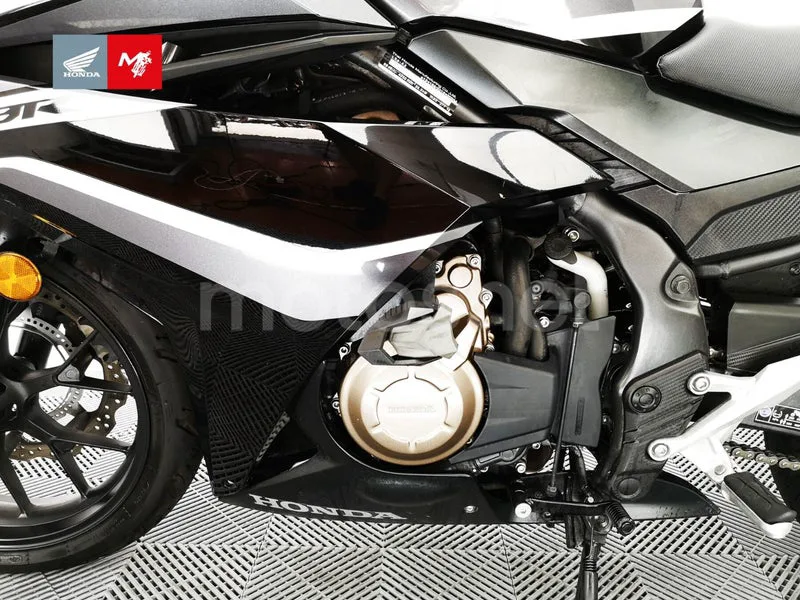 Honda CBR500R - Vista 24