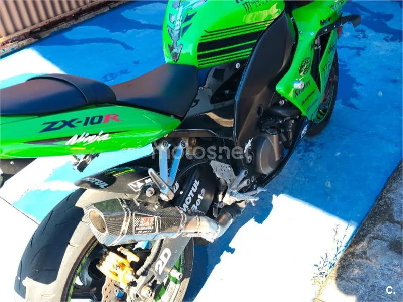 Kawasaki Ninja ZX-10R - Vista 4