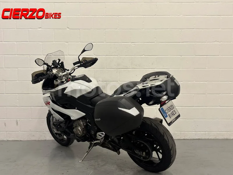 BMW S 1000 XR - Vista 4