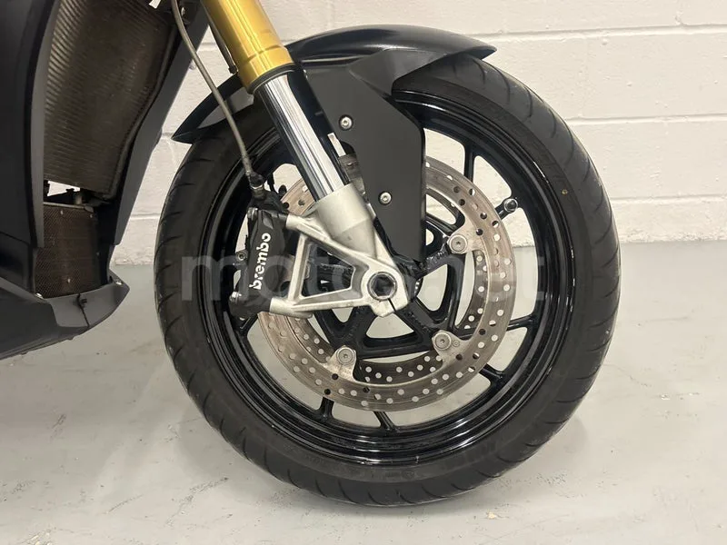 BMW S 1000 XR - Vista 10