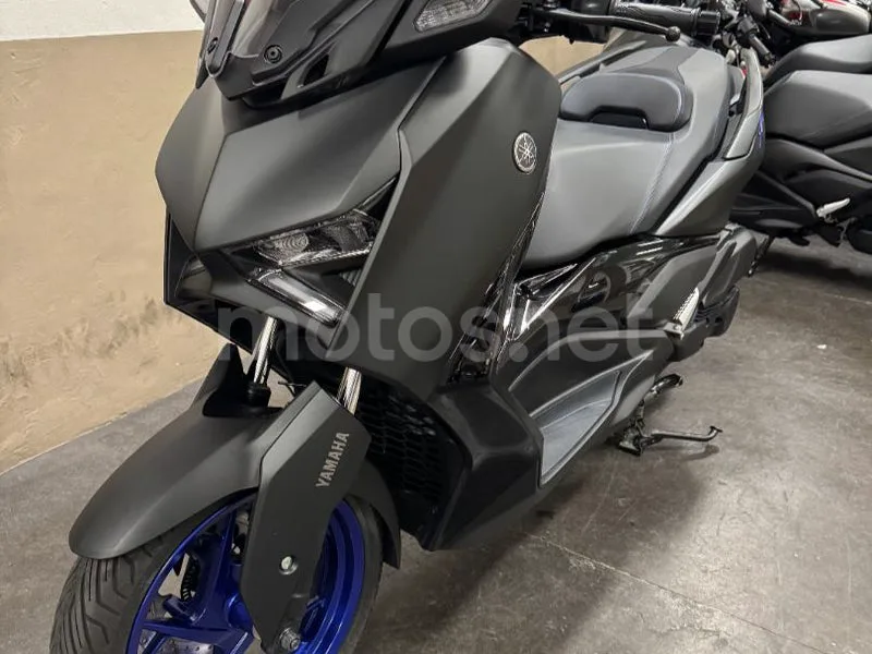 Yamaha XMAX 125 - Vista 12