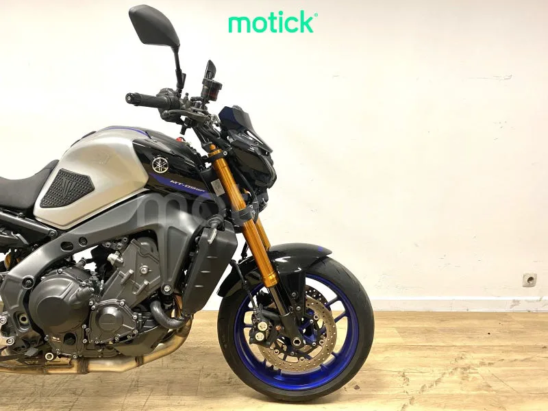 Yamaha MT-09 - Vista 4