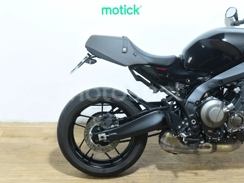 Yamaha XSR900 - Vista 3
