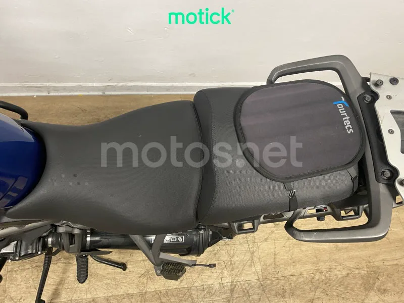 Triumph Tiger Explorer - Vista 12
