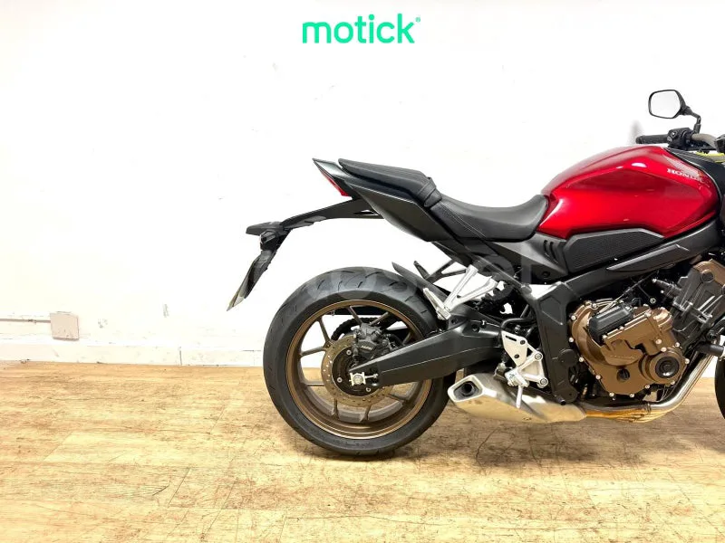 Honda CB650R - Vista 3