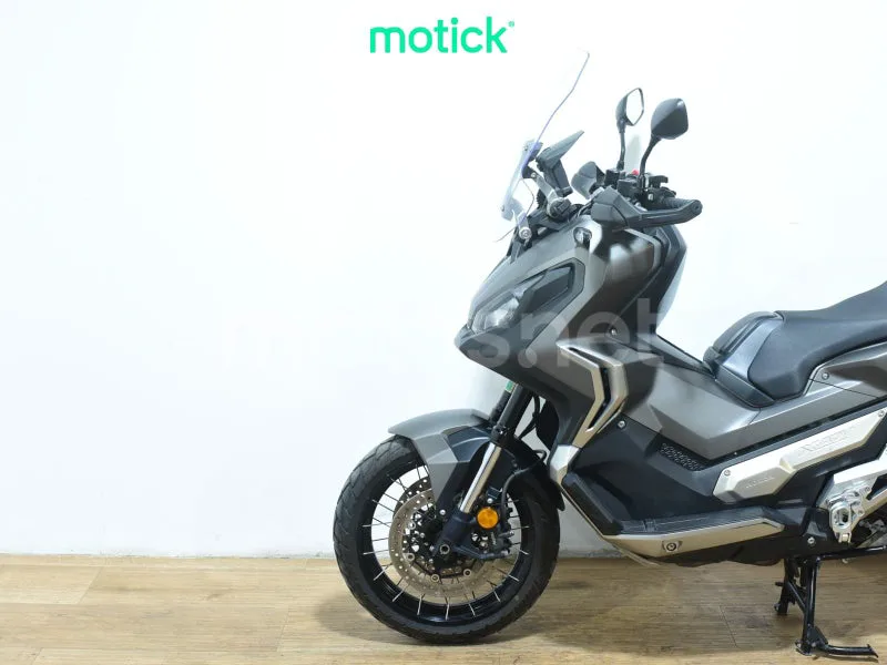 Honda X-ADV - Vista 8