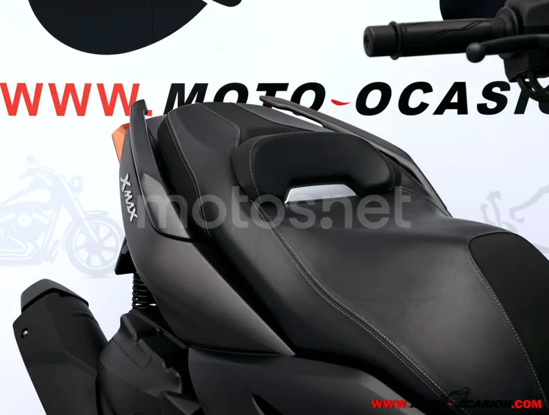 Yamaha XMAX 400 - Vista 11
