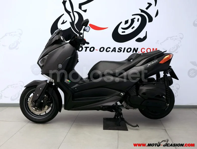 Yamaha XMAX 400 - Vista 7