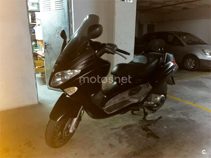 Piaggio XEvo 125 - Vista 5