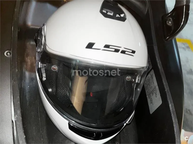Piaggio XEvo 125 - Vista 7