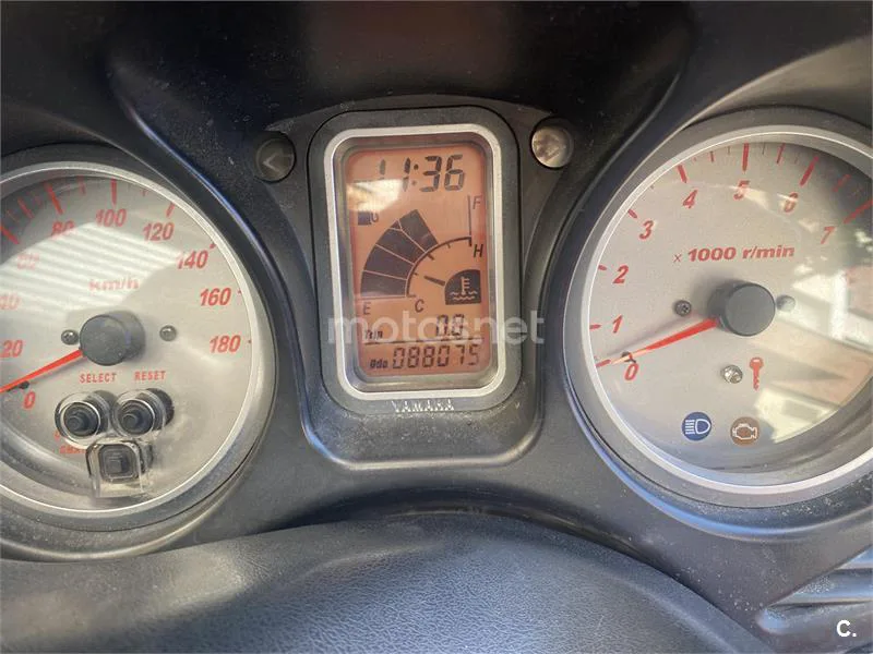 Yamaha TMAX 500 - Vista 5