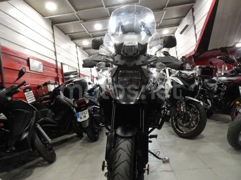 Suzuki V-Strom 1050 - Vista 5