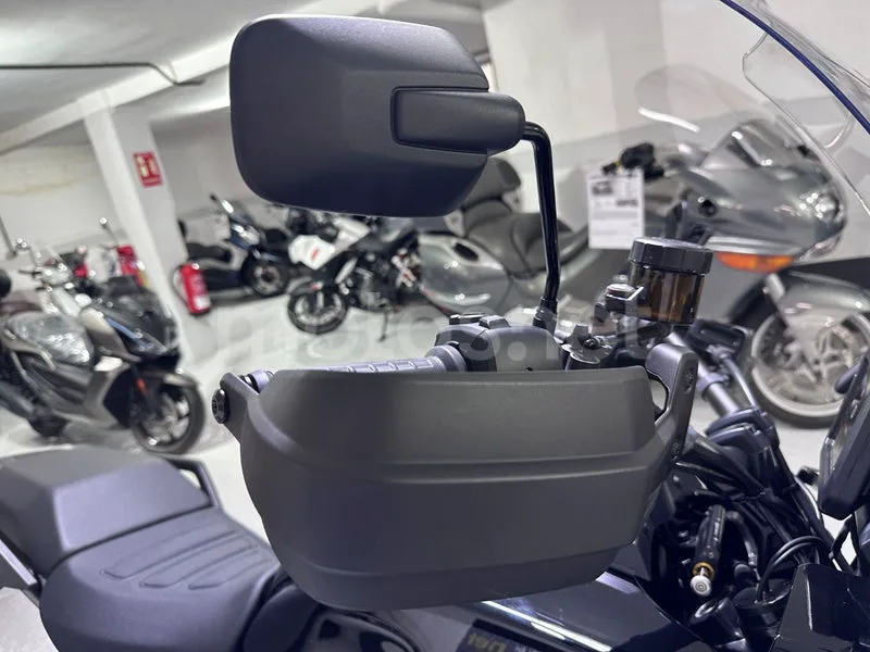 Harley-Davidson Pan America 1250 - Vista 35