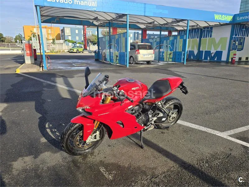 Ducati SuperSport - Vista 4