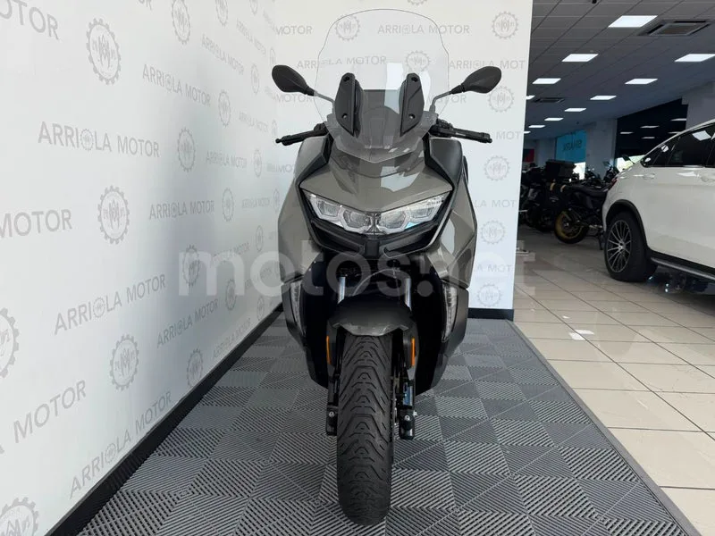 BMW C 400 GT - Vista 5