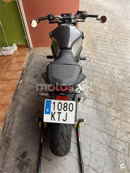 Honda CB650R - Vista 3
