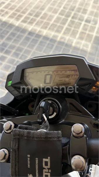 Kawasaki Z125 - Vista 4