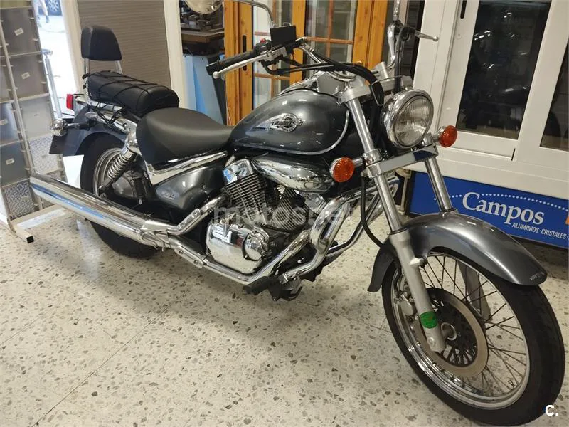 Suzuki Intruder LC 250 - Vista 3