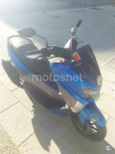 Yamaha NMAX 2400 € 2019 Madrid - 1