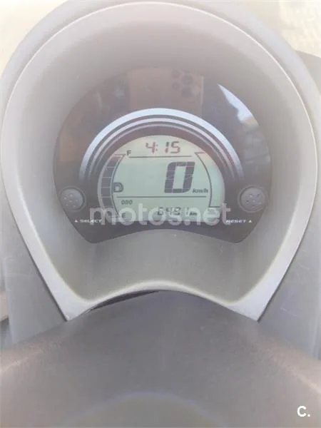 Yamaha NMAX - Vista 6