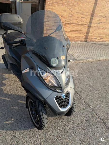 Piaggio MP3 500 LT Sport - Vista 3