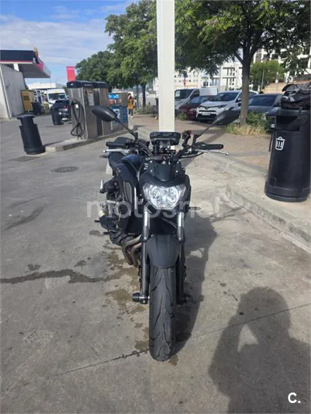 Yamaha MT-07 - Vista 3