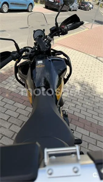 Royal Enfield Himalayan 450 - Vista 5